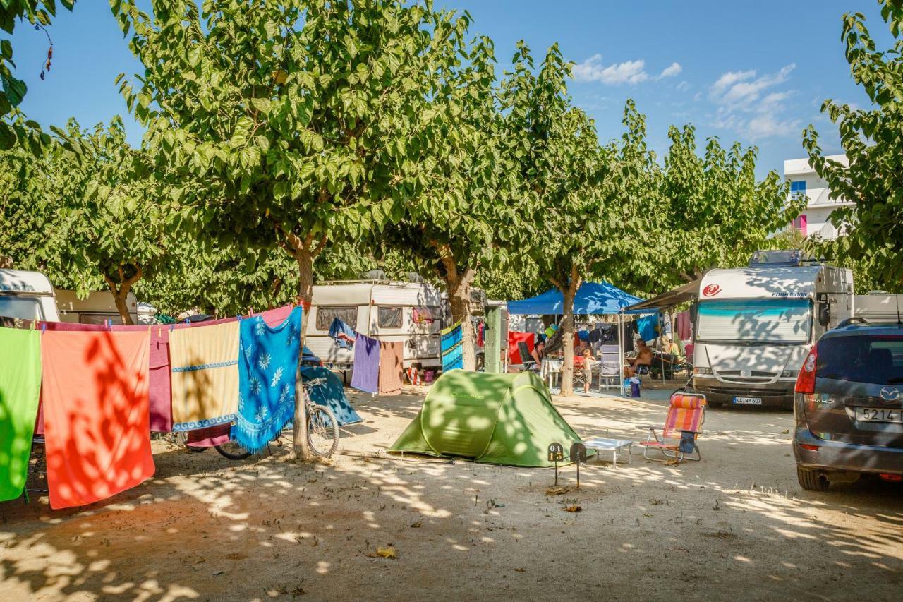 Camping Bellsol Пінеза-да-Мар Екстер'єр фото